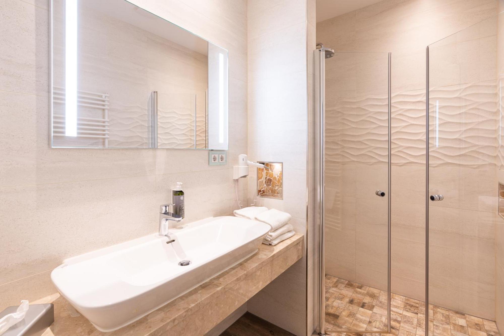Hotel Buchenpark هيرينجسدورف الغرفة الصورة